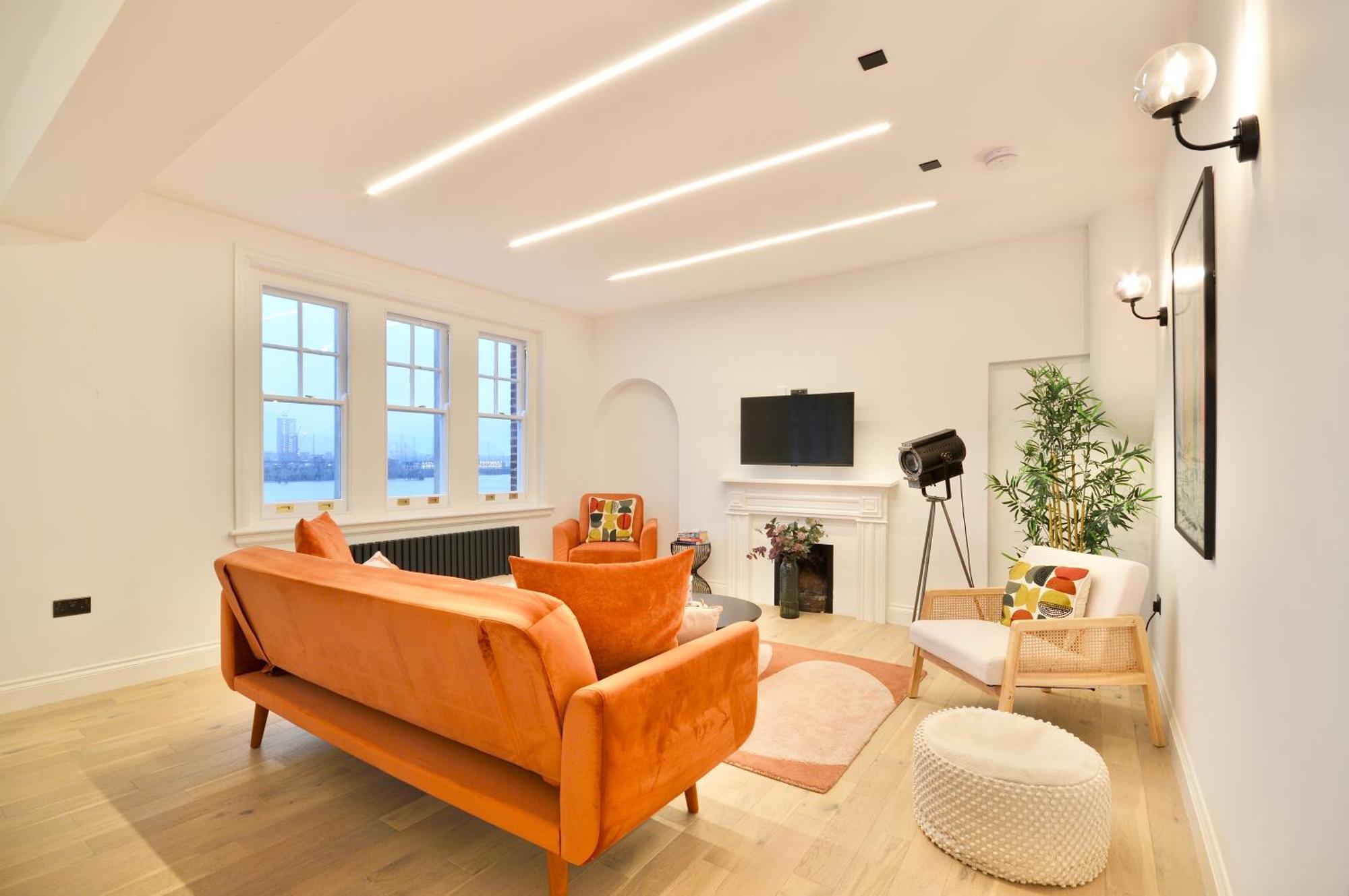Newly Refurbished W/ River Views London Exterior photo